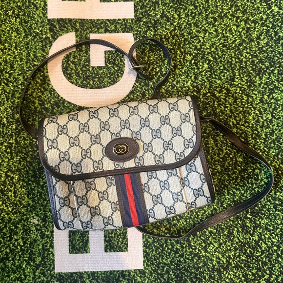 GUCCI GG Canvas Sherry Line Shoulder Crossbody
Bag Gray Red Navy Grey - Picture 1 of 6
